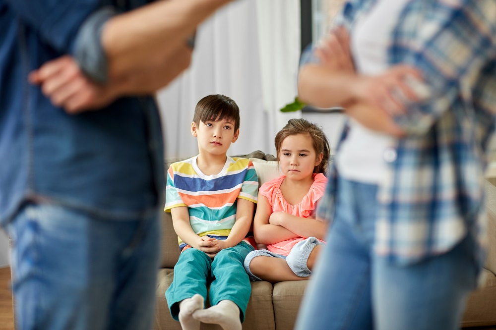 Negative Effects of Divorce on Children - Tips to Reduce Stress on Kids
